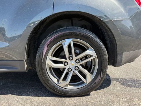 Used 2017 Chevrolet Equinox Premier w/ Enhanced Convenience Package image 26