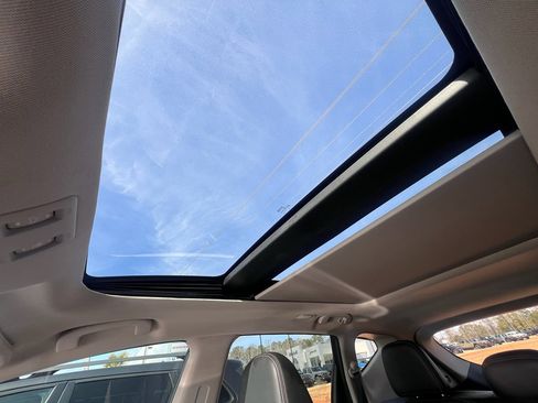 Used 2022 Nissan Murano Platinum w/ Cargo Package image 23