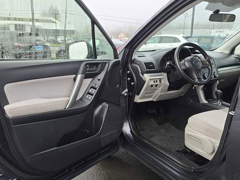 Used 2015 Subaru Forester 2.5i w/ Alloy Wheel Package image 19