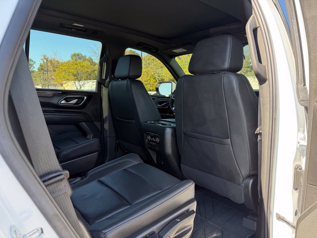 Used 2022 Chevrolet Tahoe Z71 w/ Luxury Package AWD/4WD image 30