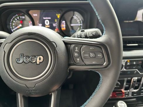 Used 2024 Jeep Wrangler Unlimited Rubicon 4xe image 22