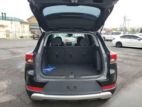 Certified 2023 Chevrolet TrailBlazer LT w/ Convenience Package AWD/4WD image 24