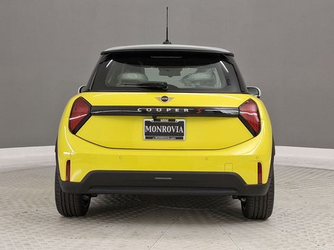 New 2026 MINI Cooper S FWD image 8