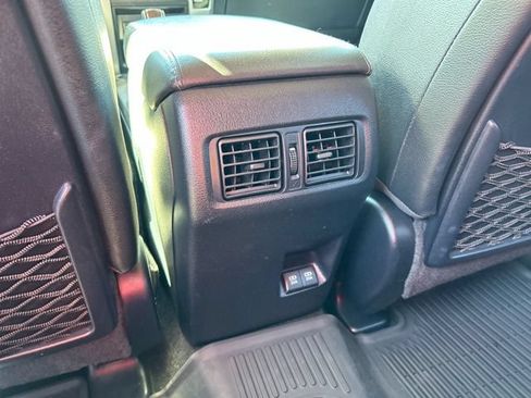 Used 2021 Toyota 4Runner Limited AWD/4WD image 21