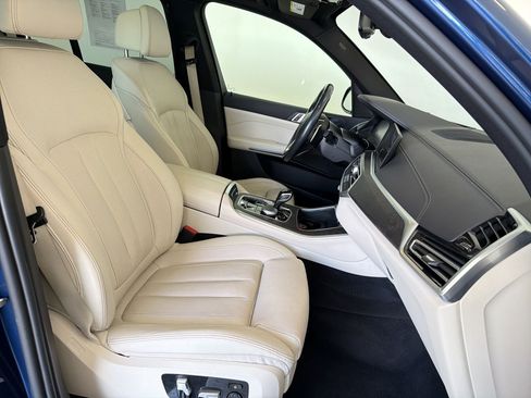 Used 2022 BMW X5 xDrive45e w/ Luxury Seating Package AWD/4WD image 31