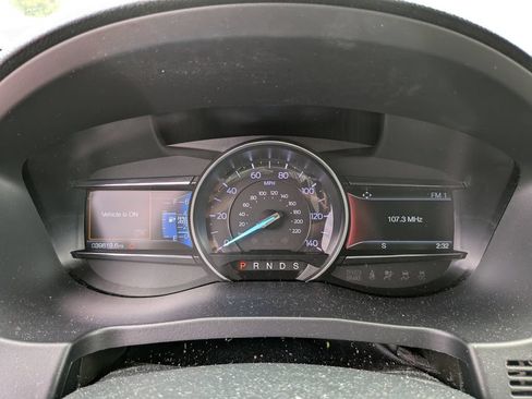 Certified 2019 Ford Explorer XLT w/ Equipment Group 201A FWD image 31