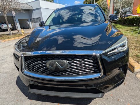 Used 2019 INFINITI QX50 Essential w/ Proassist Package image 3