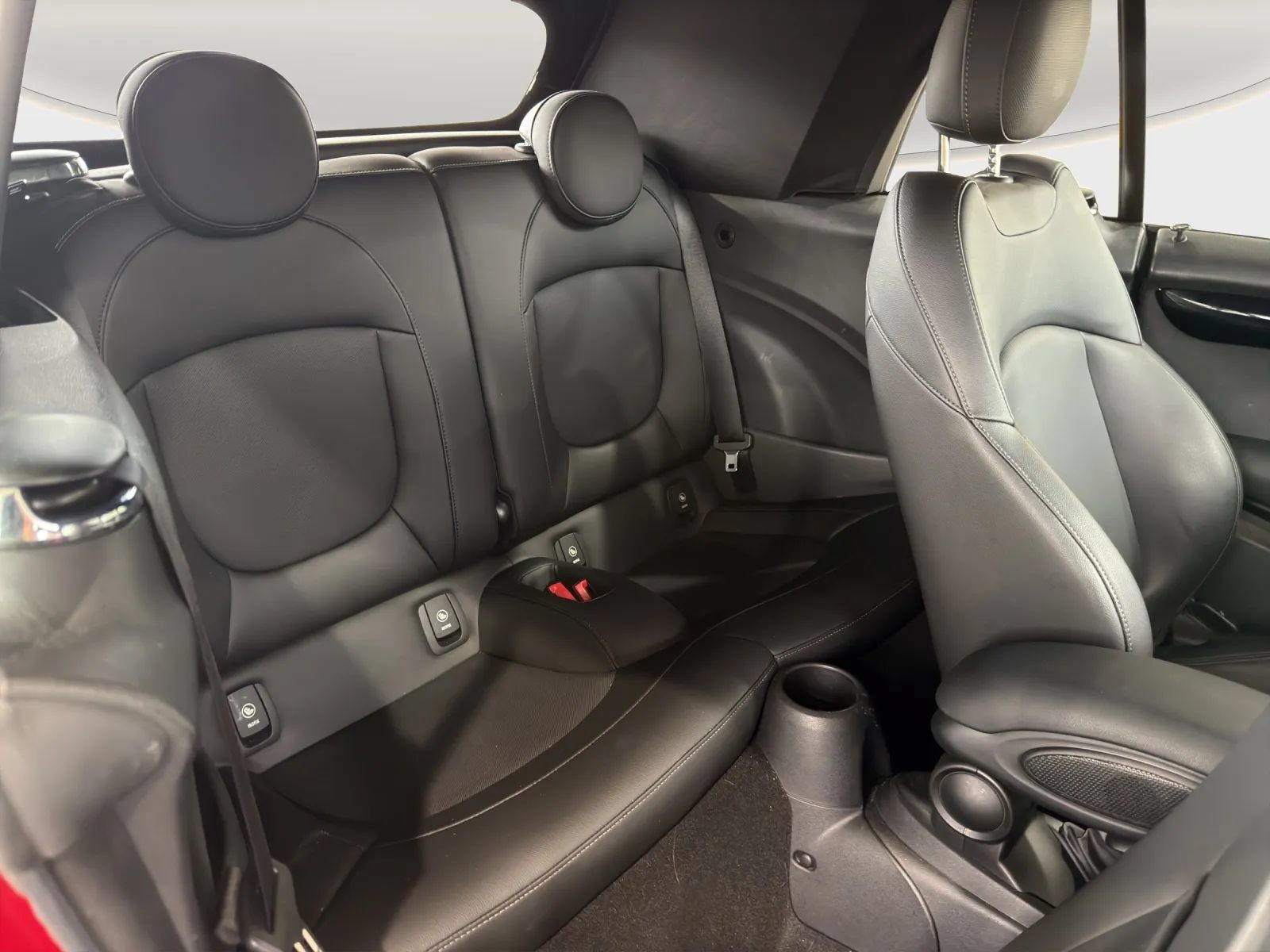 Used 2019 MINI Cooper S FWD image 19
