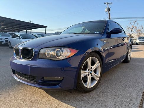 Used 2009 BMW 128i Coupe w/ Premium Pkg image 3