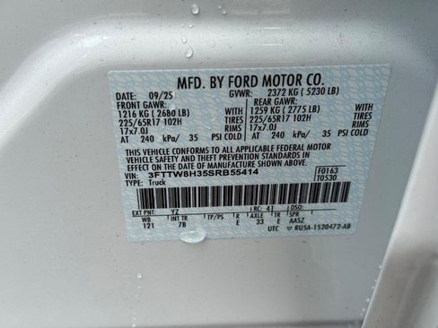 New 2025 Ford Maverick XLT image 16