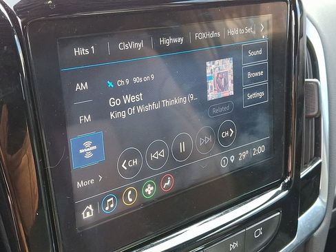 Used 2023 Chevrolet Traverse LT image 19