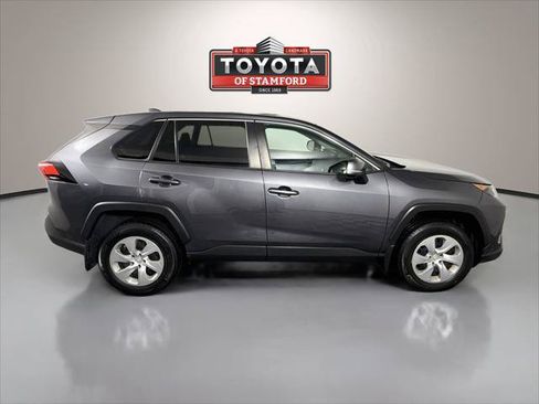 Certified 2022 Toyota RAV4 LE AWD/4WD image 8