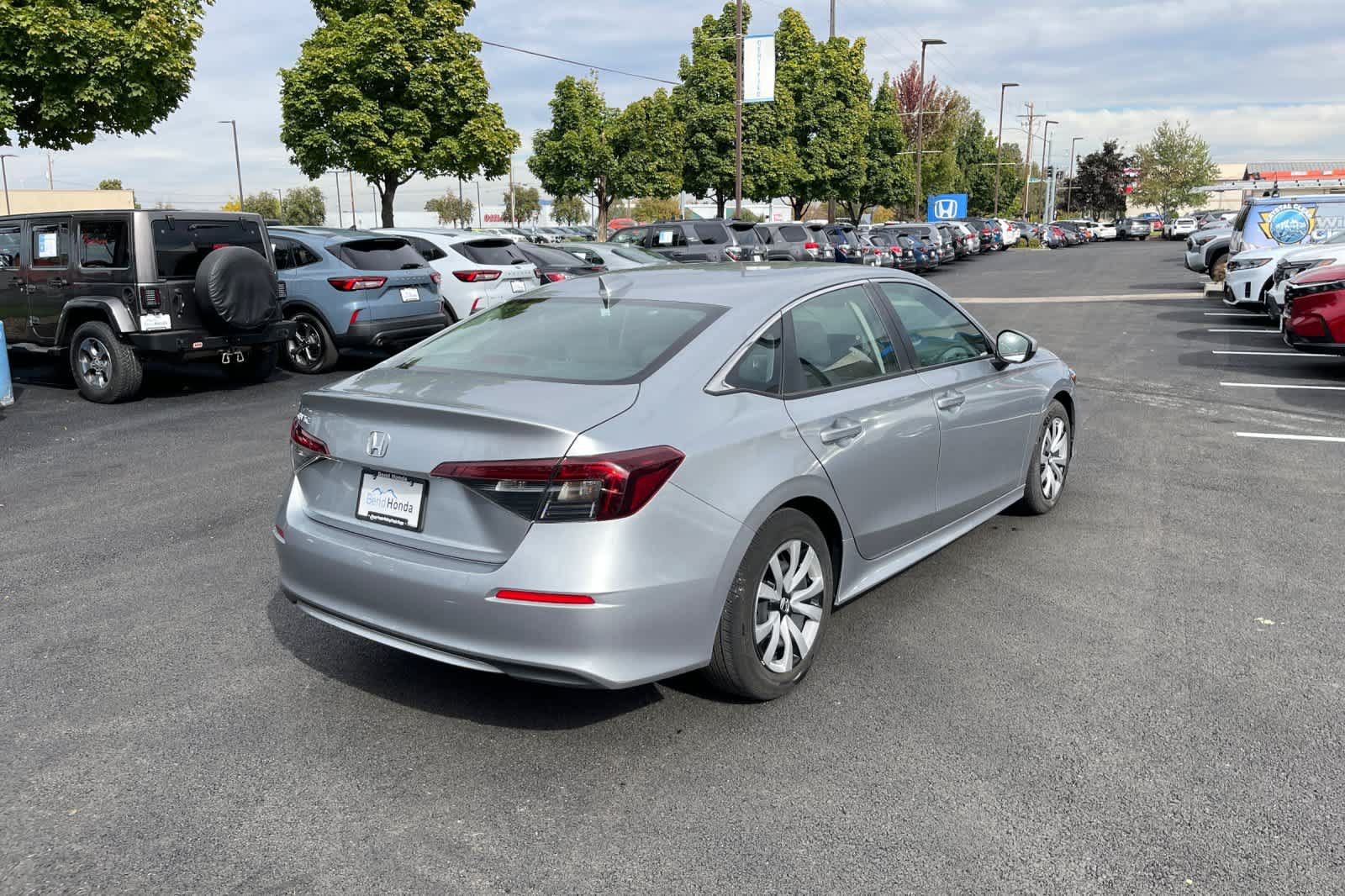 Used 2025 Honda Civic LX image 5