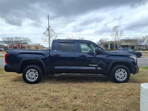 Used 2024 Toyota Tundra SR5 image 3