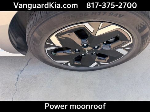 Certified 2023 Kia Niro Wave FWD image 9