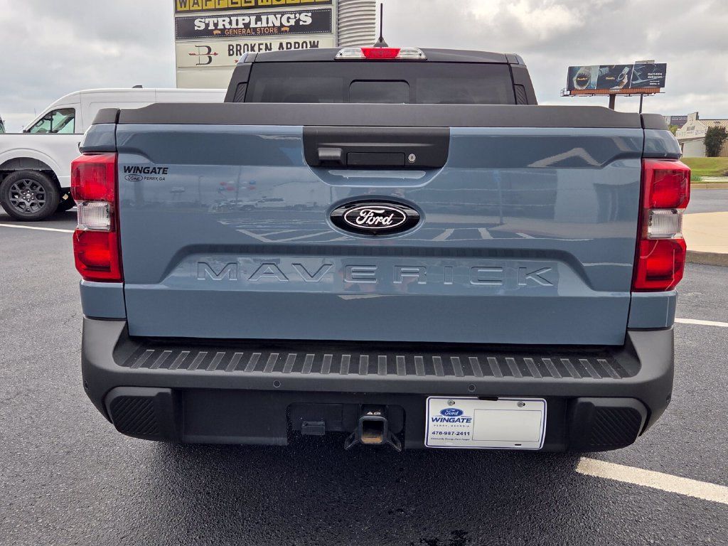 Used 2025 Ford Maverick Lariat w/ Black Appearance Package AWD/4WD image 8