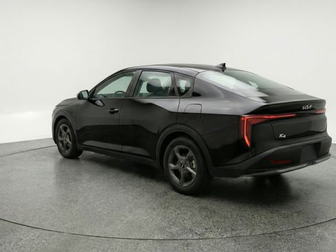 Used 2025 Kia K4 FWD image 6