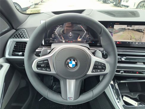 New 2026 BMW X5 sDrive40i image 8