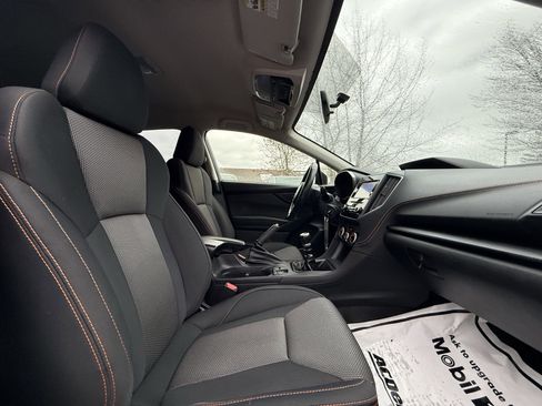 Used 2021 Subaru Crosstrek 2.0i Premium image 38