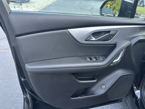 Certified 2023 Chevrolet Blazer LT w/ Convenience Package image 10