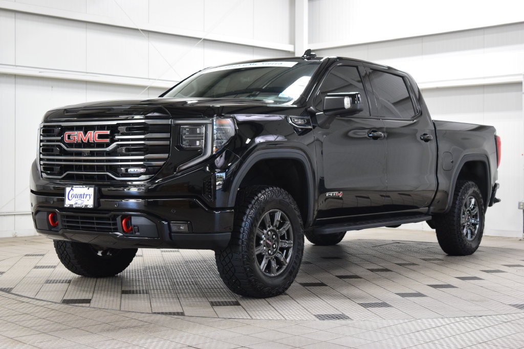 Used 2025 GMC Sierra 1500 AT4 w/ AT4 Premium Package AWD/4WD image 3