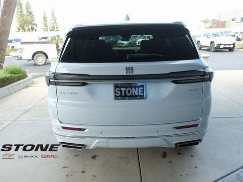 New 2026 Buick Enclave Avenir w/ Super Cruise Package image 7