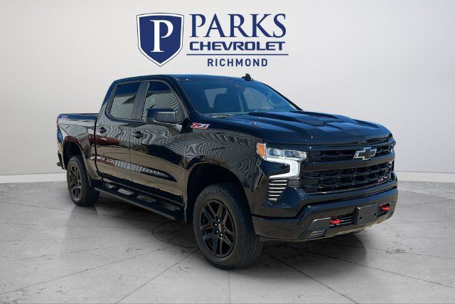 Used 2026 Chevrolet Silverado 1500 LT Trail Boss w/ Convenience Package II AWD/4WD image 1