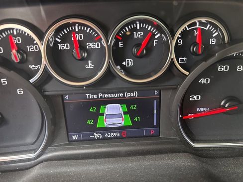 Used 2021 Chevrolet Tahoe RST w/ Luxury Package image 15