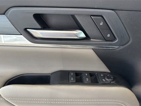 Used 2026 GMC Terrain Elevation w/ Black Edition image 11