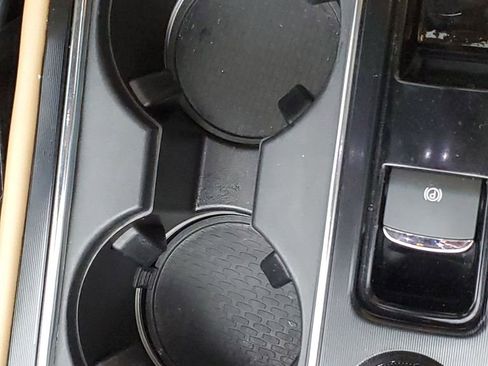 Used 2022 Lincoln Corsair Reserve image 23