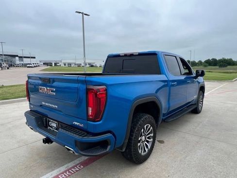 Used 2023 GMC Sierra 1500 AT4 w/ AT4 Premium Package AWD/4WD image 7