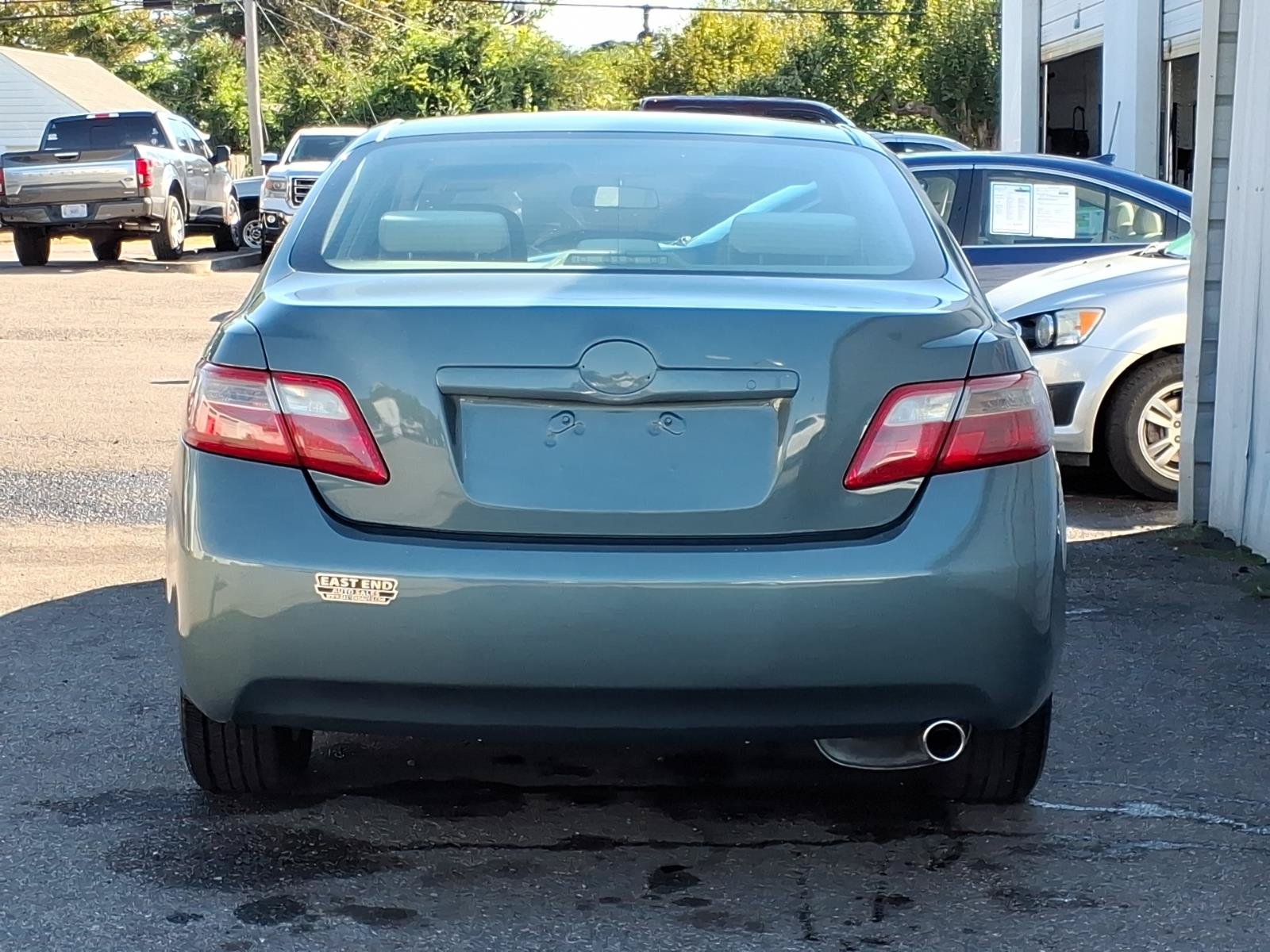 Used 2009 Toyota Camry SE FWD image 4