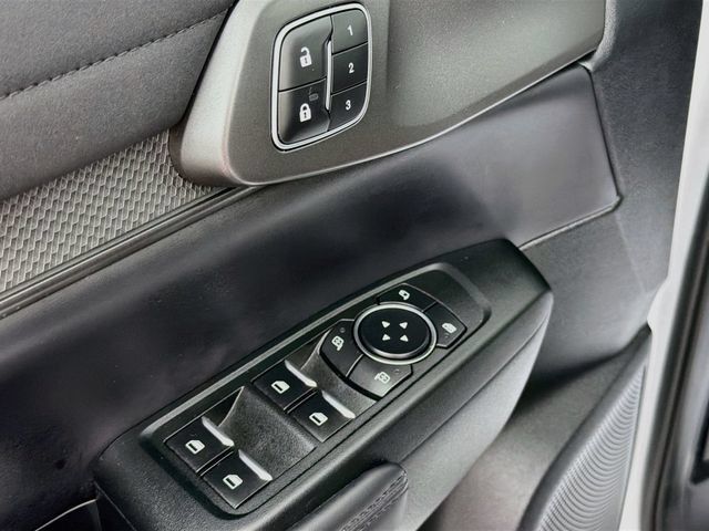 Used 2024 Ford Ranger Raptor AWD/4WD image 18