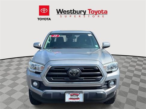 Used 2018 Toyota Tacoma SR5 image 3
