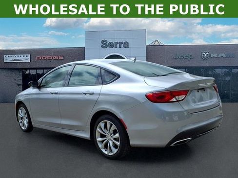 Used 2015 Chrysler 200 S w/ Navigation & Sound Group I FWD image 4