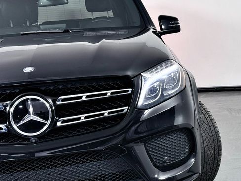 Used 2017 Mercedes-Benz GLS 550 4MATIC w/ Driver Assistance Package image 6