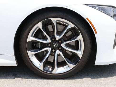 Used 2019 Lexus LC 500 Coupe w/ Performance Package RWD image 11
