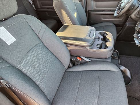 New 2026 RAM 2500 Tradesman AWD/4WD image 24