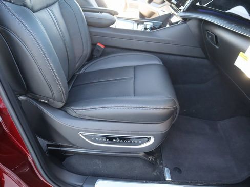 New 2026 Jeep Grand Wagoneer Summit w/ Premium Group III image 15