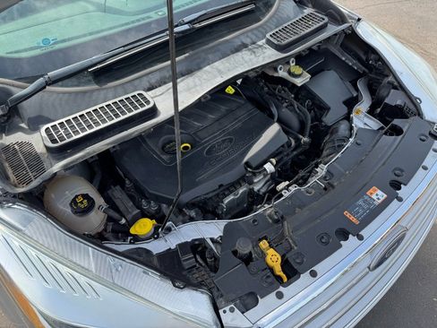 Used 2017 Ford Escape SE FWD image 24