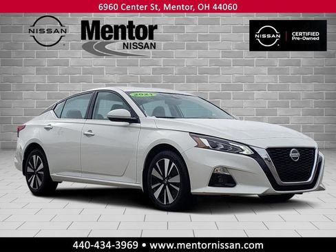 Certified 2021 Nissan Altima 2.5 SL image 1
