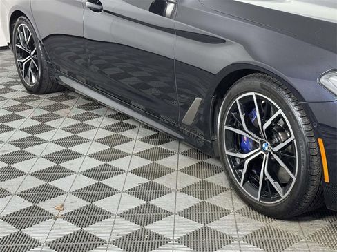 Used 2023 BMW M550i xDrive w/ Executive Package image 12