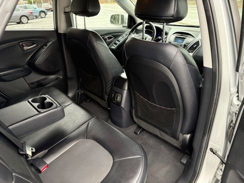 Used 2014 Hyundai Tucson SE image 17