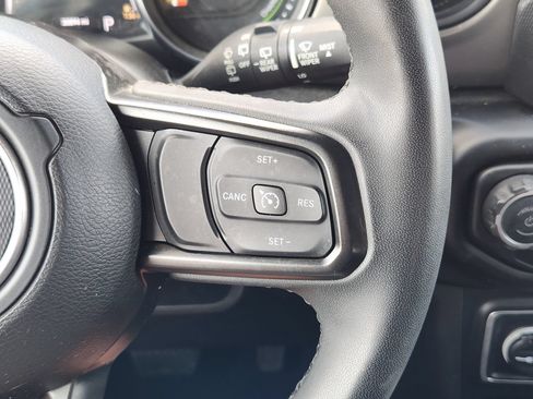 Used 2023 Jeep Wrangler Unlimited w/ Sun & Screen Package AWD/4WD image 41