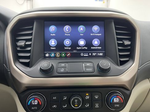Used 2023 GMC Acadia Denali w/ Denali Ultimate Package AWD/4WD image 26