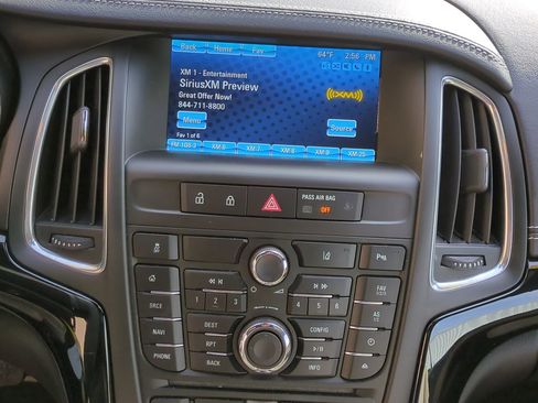 Used 2019 Buick Cascada Premium image 16