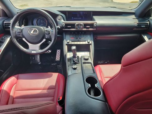 Used 2020 Lexus IS 300 F Sport w/ F Sport Package RWD image 9