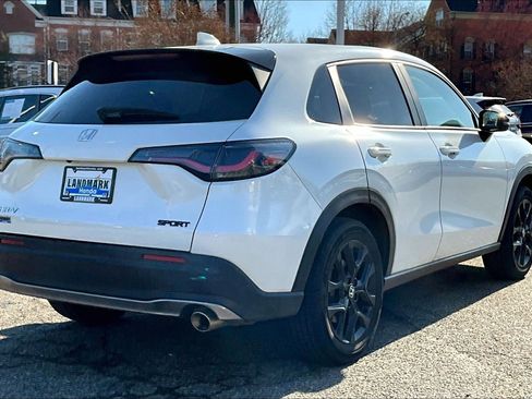 Certified 2024 Honda HR-V Sport image 2