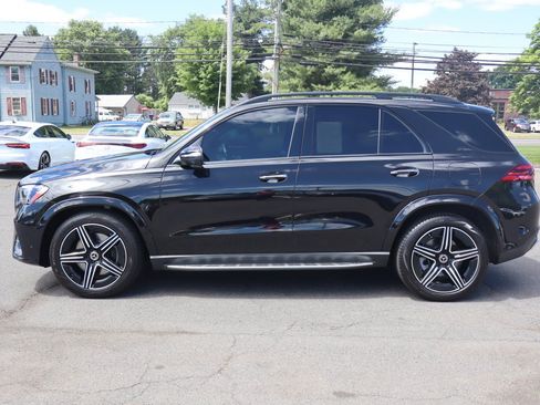 Used 2025 Mercedes-Benz GLE 450e 4MATIC w/ AMG Line Exterior image 9