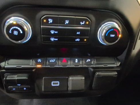 Used 2020 GMC Sierra 1500 4x4 Crew Cab image 21